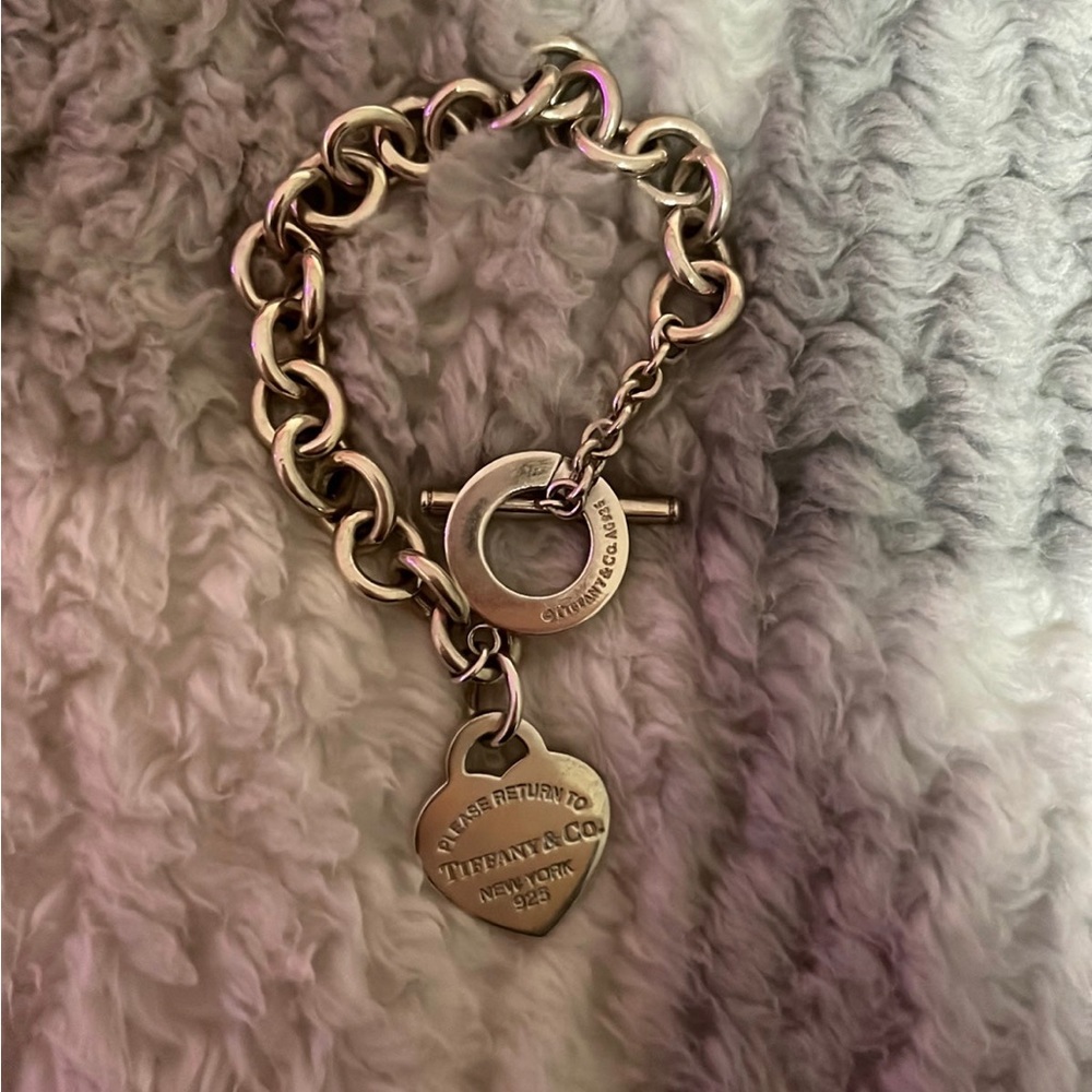 return to Tiffany’s heart toggle STERLING SILVER bracelet